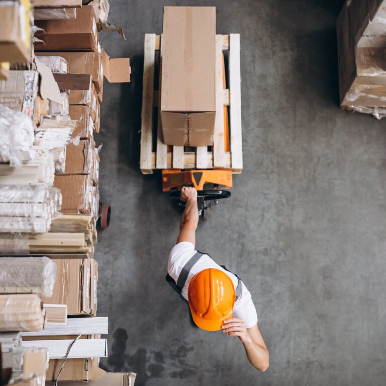 distributor movable wall
